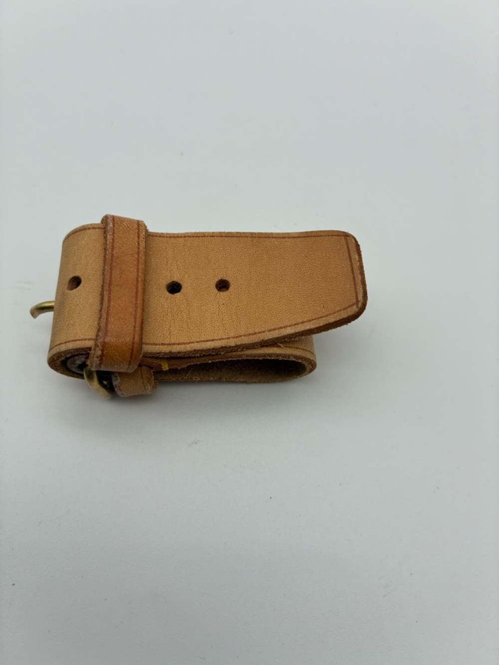 Louis Vuitton Tan luggage Leather tag strap